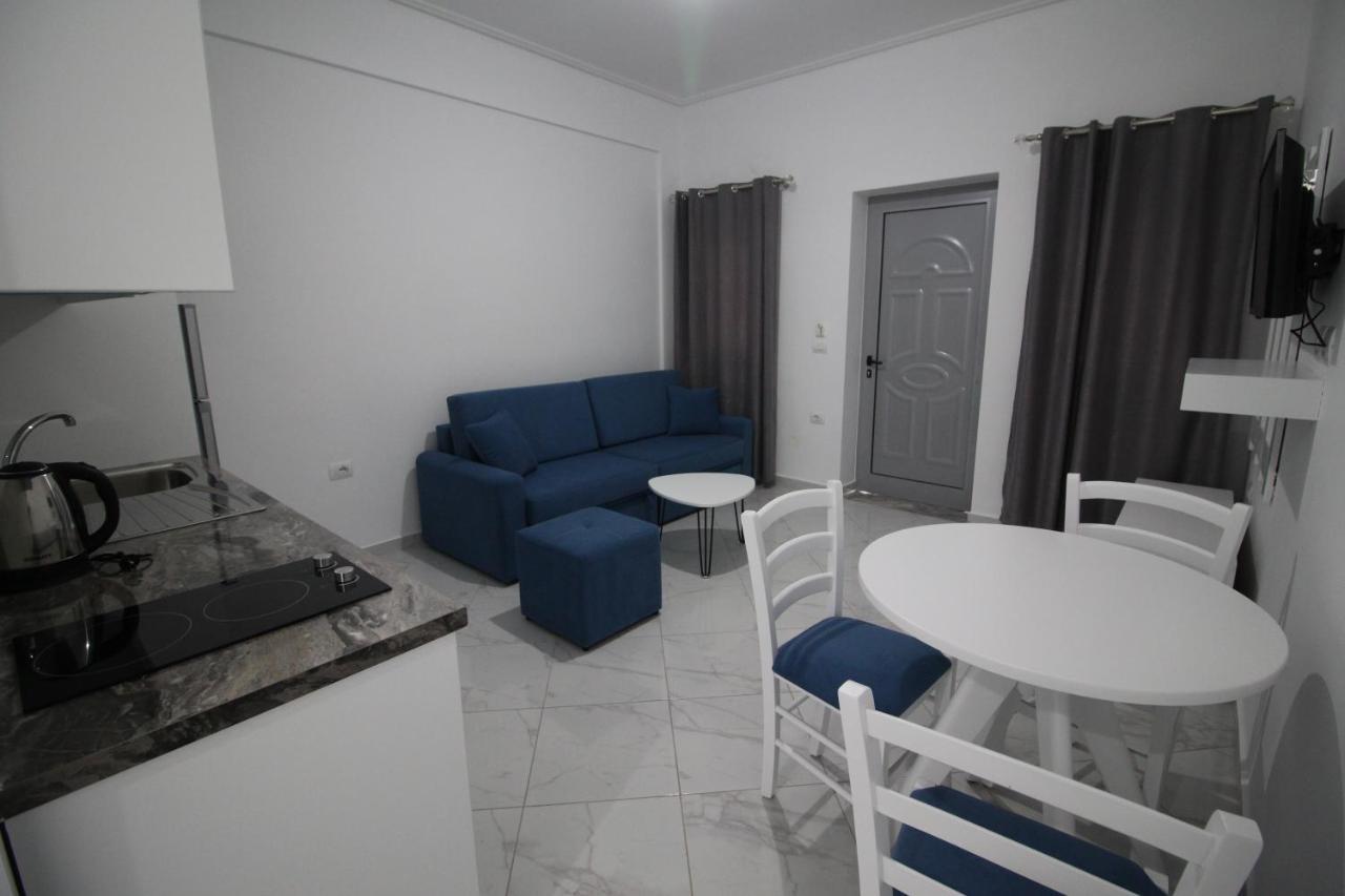 Sky Apartments Sarandë Buitenkant foto