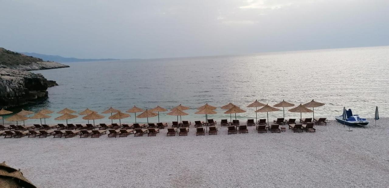 Sky Apartments Sarandë Buitenkant foto